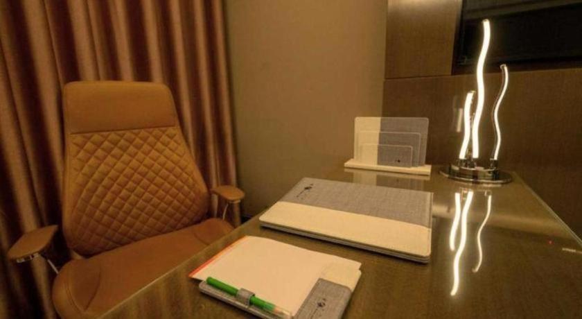 Hotel Castle Salam Khulna Extérieur photo